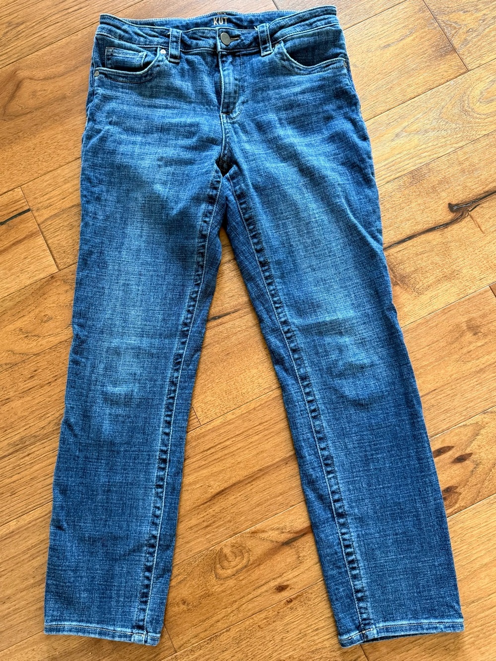 Kut from the Kloth Women's Ankle Crop Jeans in Blue Wash
